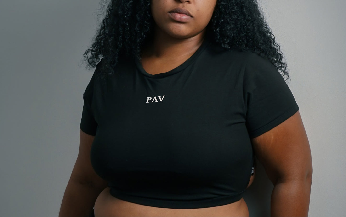 BLACK CropTop PAV